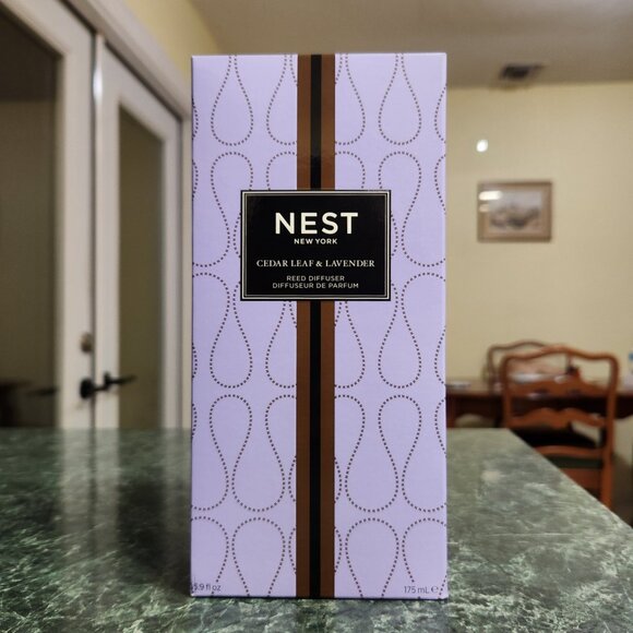 Nest New York Cedar Leaf & Lavender Reed Diffuser - NEW IN BOX - Picture 1 of 3